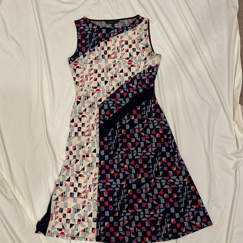 BCBGMaxAzria Kelsee Mosaic Maternity Printed Dress - Picture 4 of 13